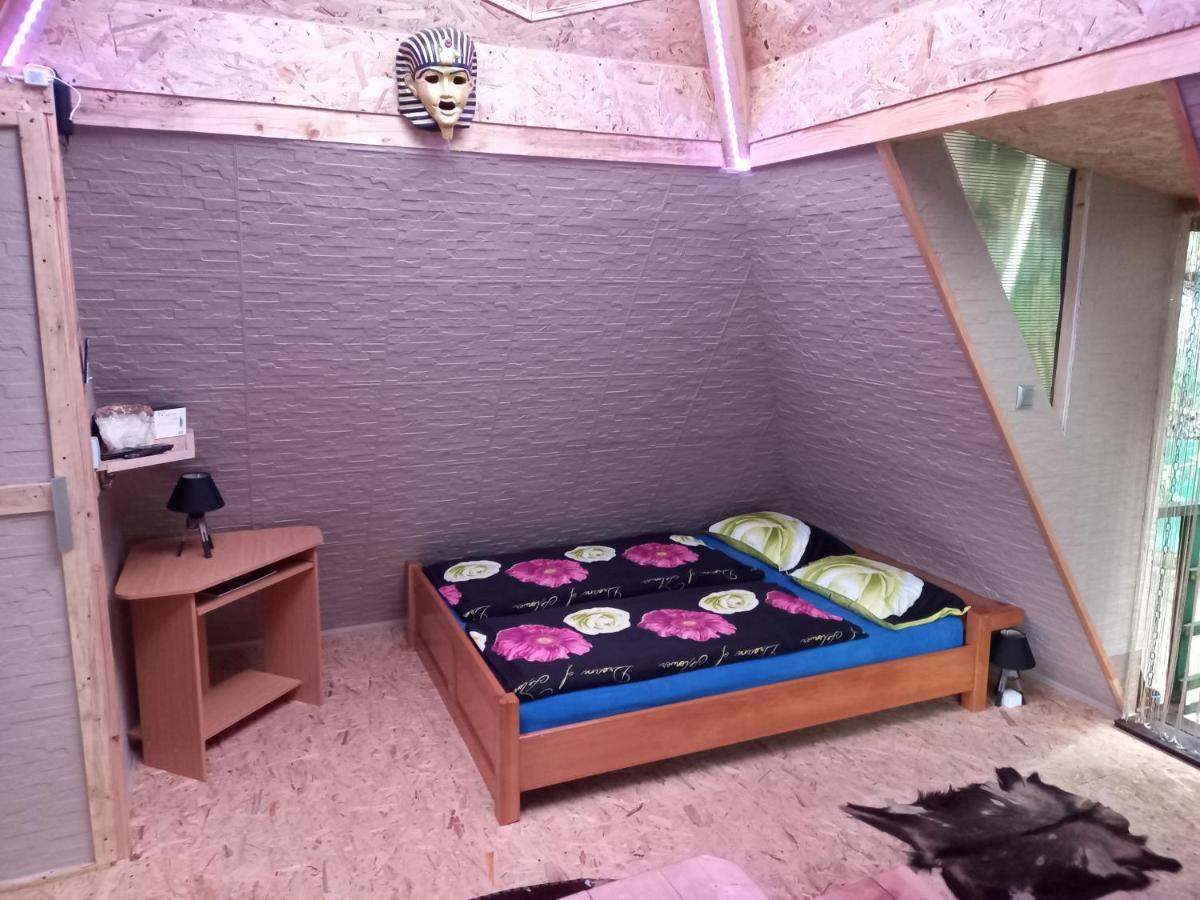 Pyramid Villa Visoko Luaran gambar